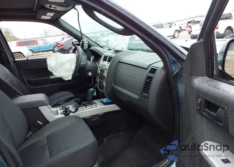 2011 Ford Escape Xlt z USA, uszkodzony, nr VIN 1FMCU0DG5BKA78379